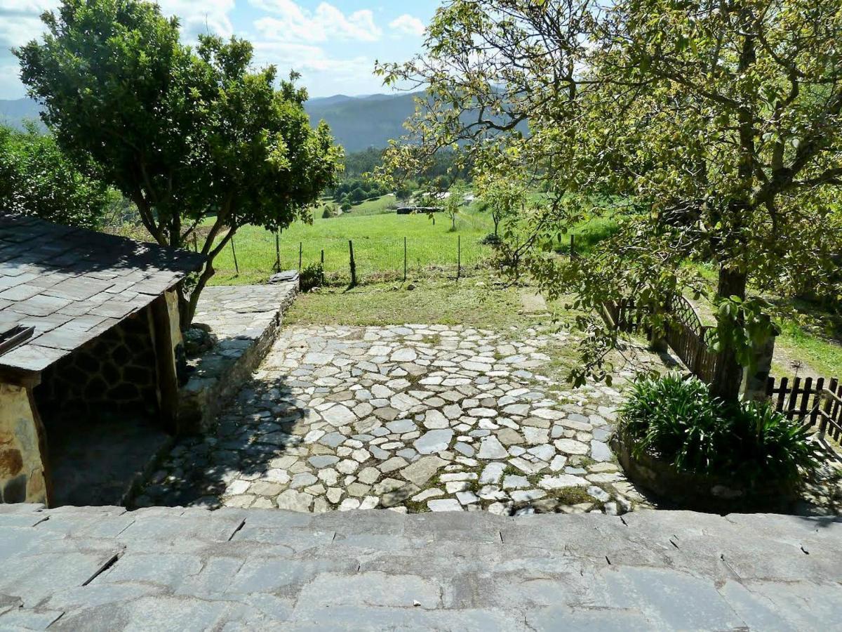 Casita Feliz Entre Montanas Y Cerca Del Mar Villa Trabada Екстериор снимка