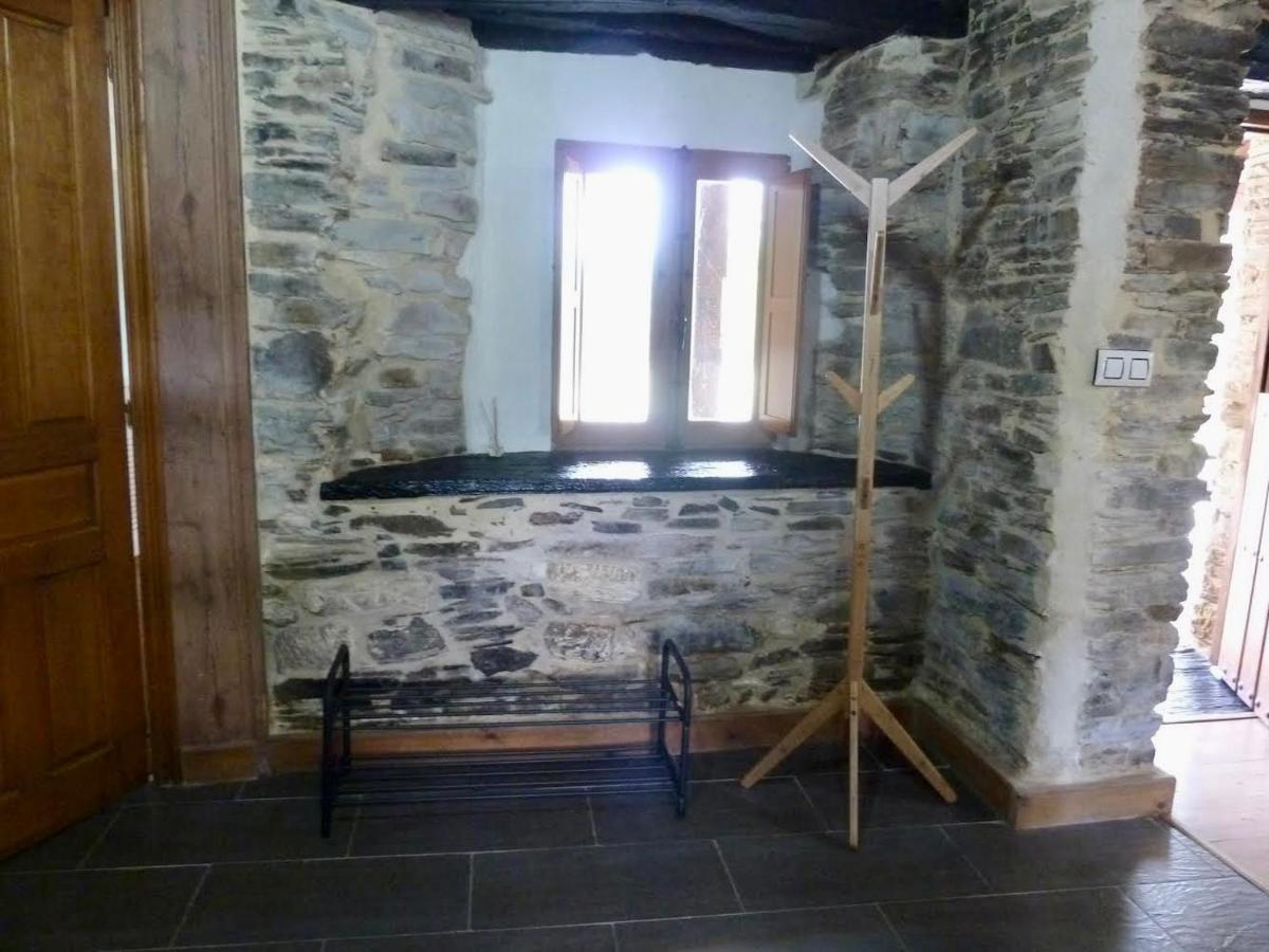 Casita Feliz Entre Montanas Y Cerca Del Mar Villa Trabada Екстериор снимка